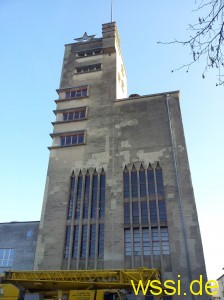 Weihnachtsstern auf dem Beckerturm (Foto: Christina Mehr)