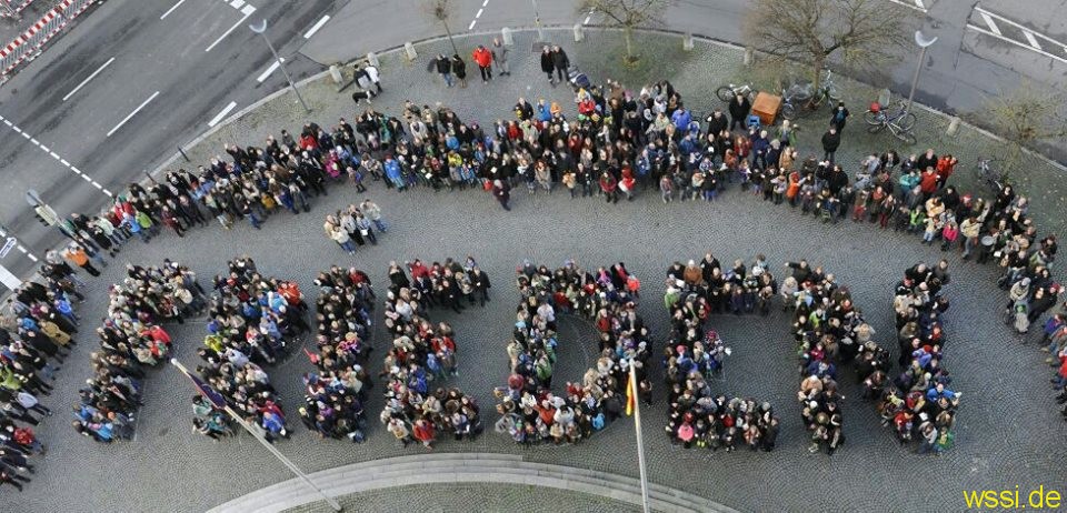 Den Frieden in die Welt tragen – Friedenslicht 2013