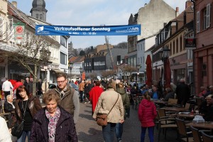 Verkaufsoffener Sonntag in der Fußgängerzone