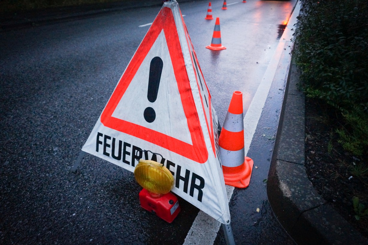 Brand in einem städtischen Mehrfamilienhaus