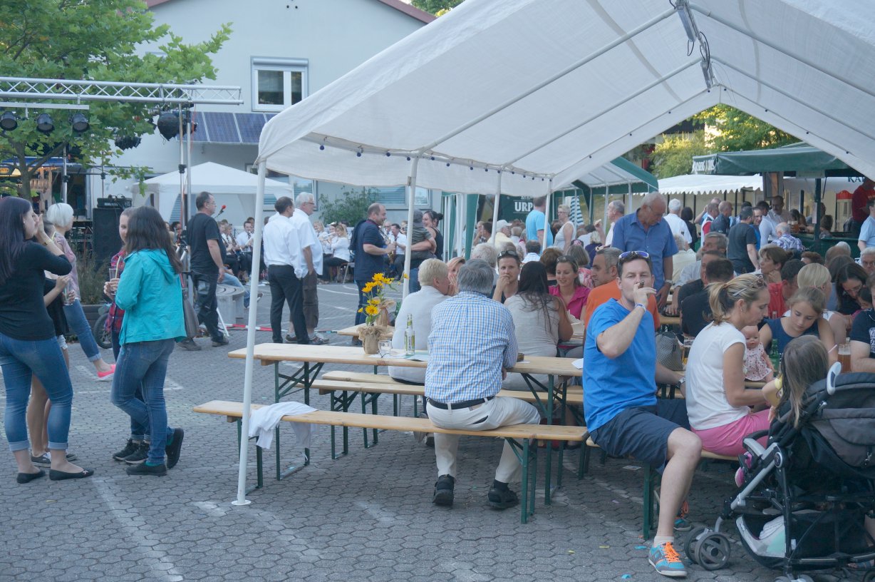 Rentrischer Dorffest mit Kirmes