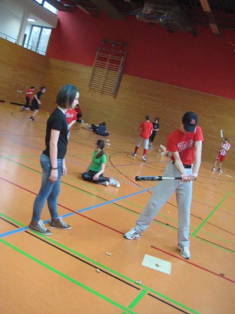 Schnuppertraining mit Spiel für Baseball-interessierte Kinder und Jugendliche