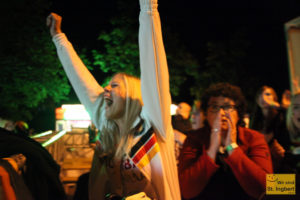 Freude und Bangen liegen oft nah beieinander: Public Viewing in St. Ingbert