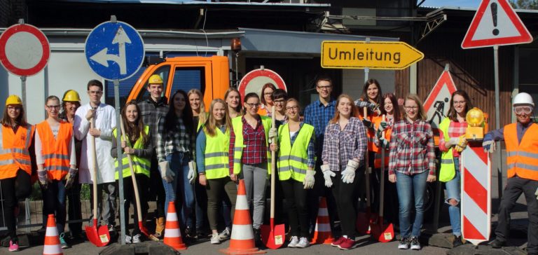 Arbeitsauftrag Musical „Under Construction“
