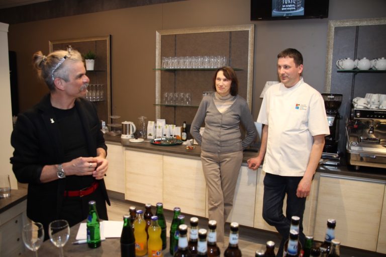 Round Table in Alexanders Patisserie