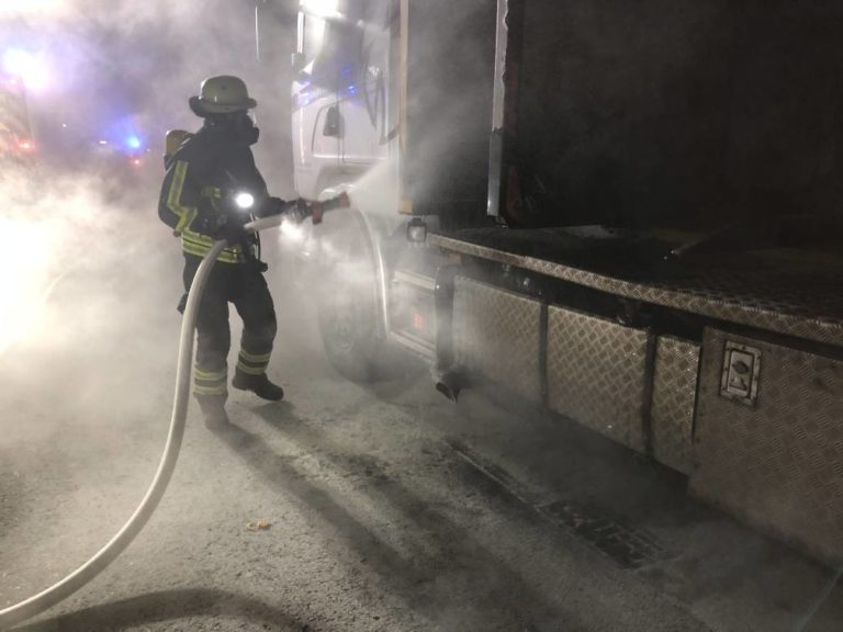 Feuerwehr verhindert LKW-Brand