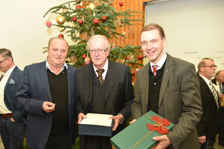 Saarländische Sportplakette überreicht