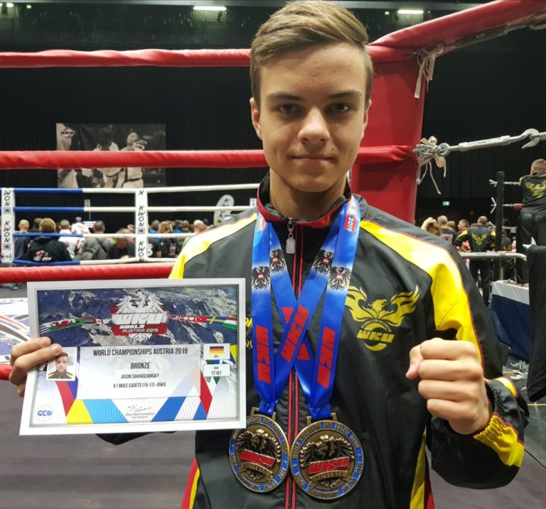 Bronze bei der World Kickboxing und Karate Weltmeisterschaft