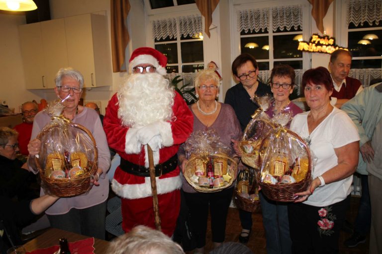 Nikolaus- und Weihnachtsfeier  bei der AWO-Rohrbach