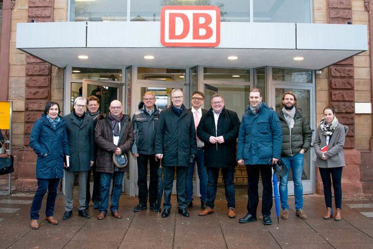 Bahnhöfe im Fokus – Oberbürgermeister Dr. Meyer im Gespräch mit DB-Bevollmächtigtem