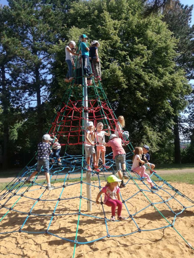 Ferien-Notbetreuung für Kinder der städt. Grundschulen