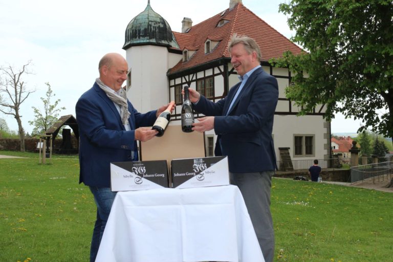 St. Ingbert verschenkt künftig Radebeuler Sekt aus der Hoflößnitz