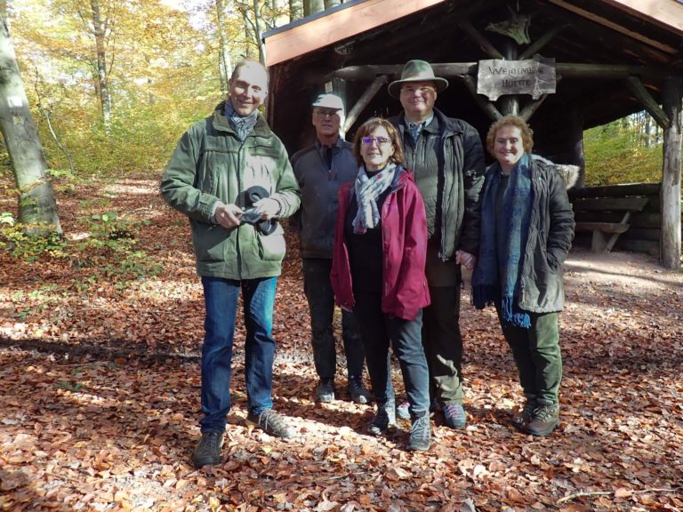 Zerfall abgewendet – Dach der Weidenberghütte in Oberwürzbach saniert