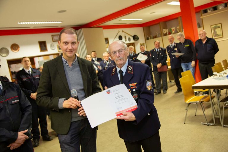 Jahreshauptversammlung Feuerwehr St. Ingbert-Mitte: Wolfram Zintel bleibt Löschbezirksführer