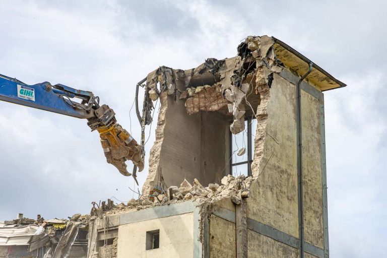 Wie geht es weiter? Sachstand Gelände altes Hallenbad