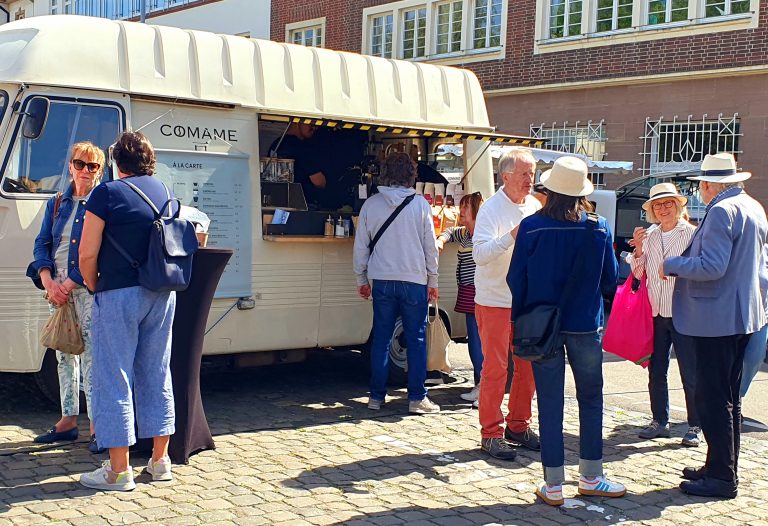 Wo regionale Vielfalt auf Genuss und Begegnung trifft – Der St. Ingberter Wochenmarkt