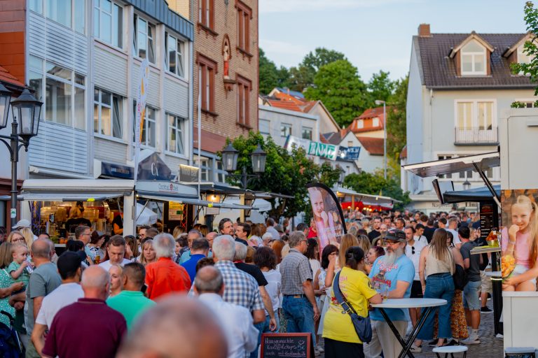 Ingobertusfest 2026: St. Ingbert feiert den Sommer mit Musik, Kulinarik und Familienprogramm