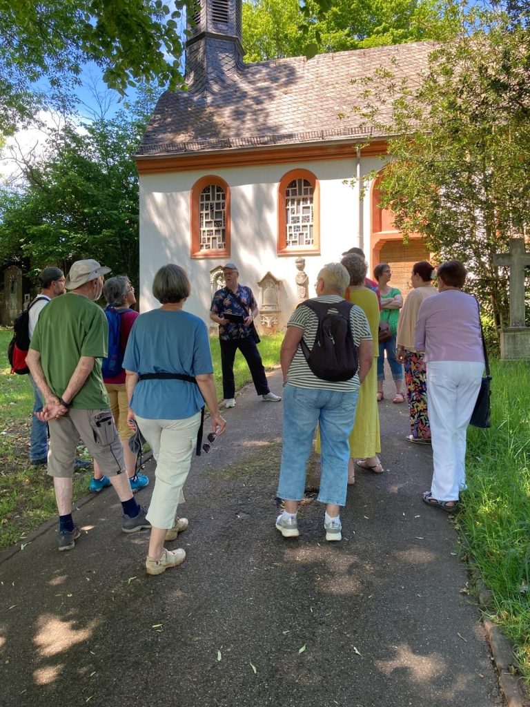 Stadtrundgang: Ein Besuch in „Stiefe Gaarde“ (Alter Friedhof)
