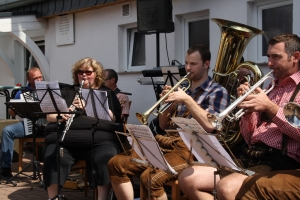 Almauftrieb mit dem Kuckuckschor Hassel